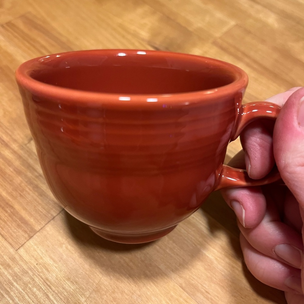 Fiesta tea cup. Paprika.